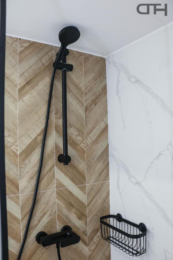 New Deluxe Studio 2 Downtown Thessaloniki-Fully Equiped Buitenkant foto